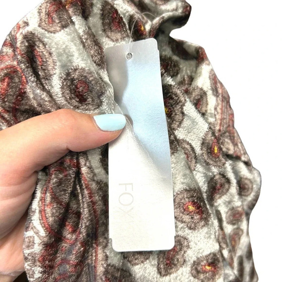 Anthropologie Bl-nk London Jumpsuit Paisley Velvet Cold Shoulder Gray Size Small - Picture 11 of 11